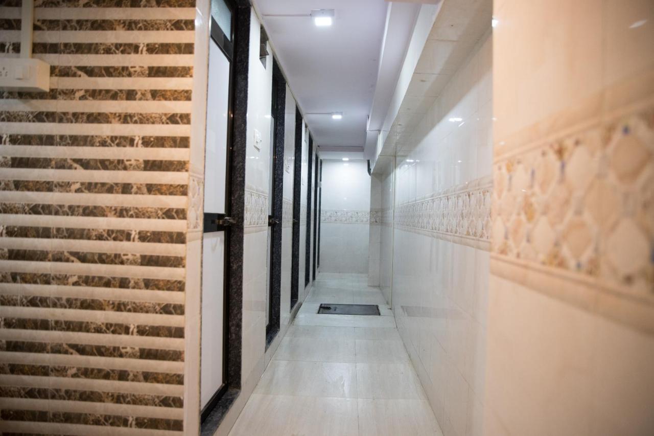 Hotel Alibaba Mumbai Exteriör bild