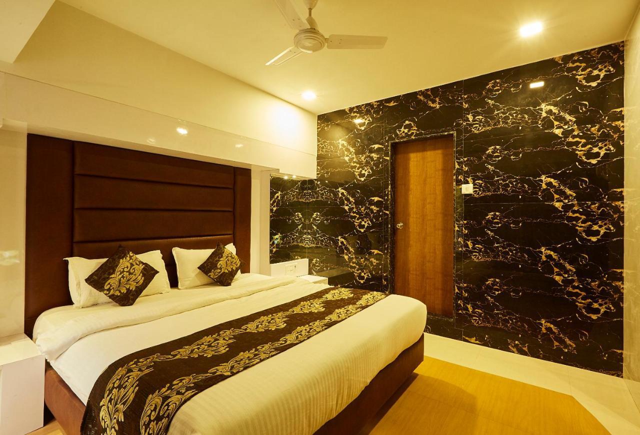 Hotel Alibaba Mumbai Exteriör bild