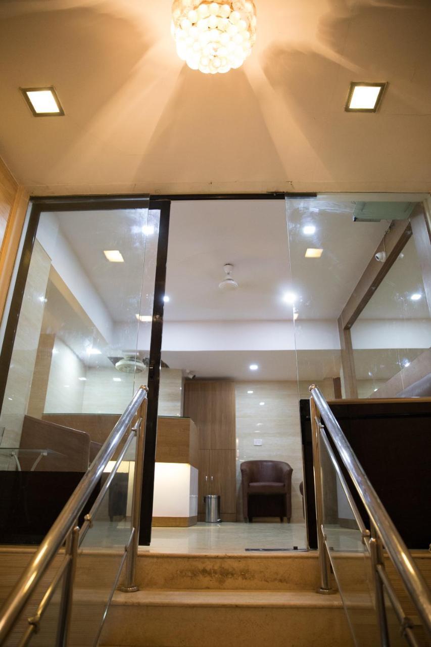 Hotel Alibaba Mumbai Exteriör bild