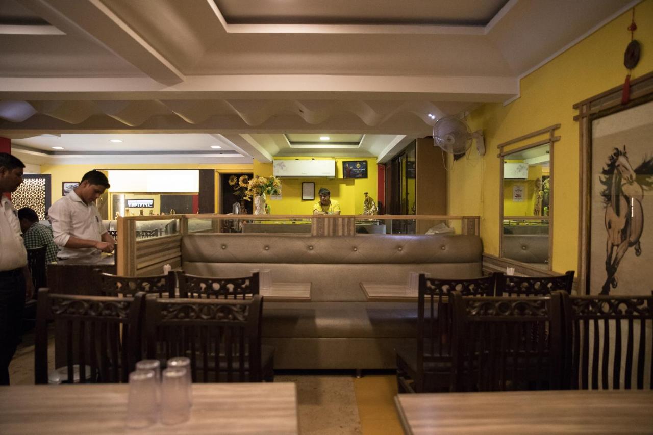 Hotel Alibaba Mumbai Exteriör bild